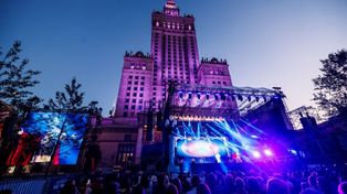 Warszawa: Polska walka z zagraniczną konwencją? "Bitwa o tron" na Centralnym Placu Muzyki