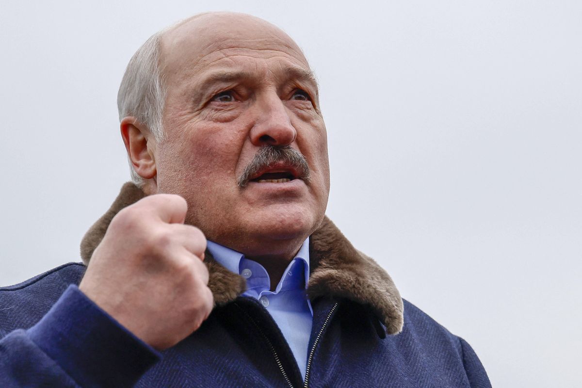 Łukaszenka znów bredzi. "Zachód chciał wywołać wojnę z Rosją w 2021 roku"