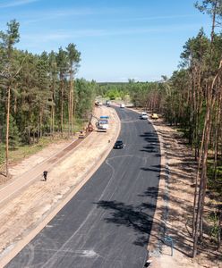 16 mld zł z rządowego funduszu na drogi lokalne. Wiceminister mówi, co udało się za to zrobić