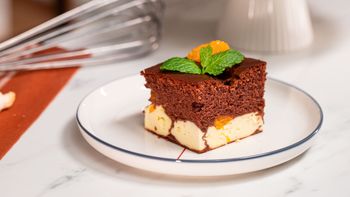 Sernikobrownie z mandarynkami rozpływa się w ustach. Nawet teściowa pochwali cię za to ciasto