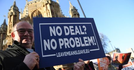 Twarda gra Tuska ws. brexitu. Ekspert: Inaczej nie można