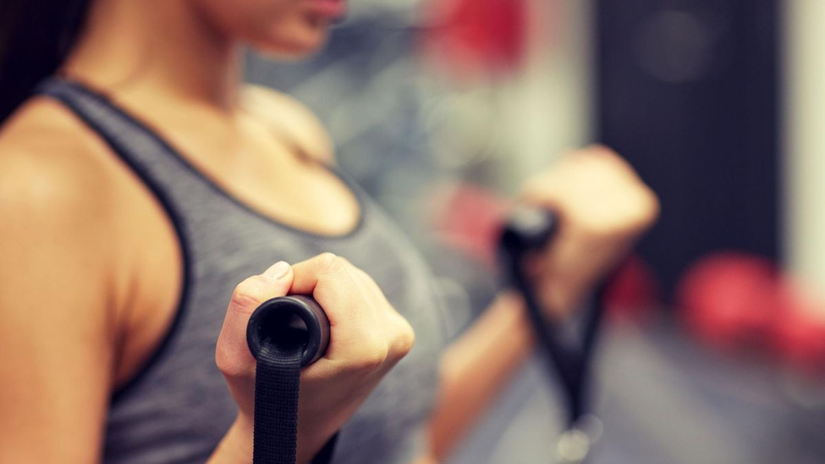 Gumy do ćwiczeń – charakterystyka, do czego służą, ćwiczenia