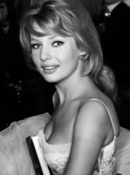 Annette Stroyberg: Miała zastąpić Brigitte Bardot