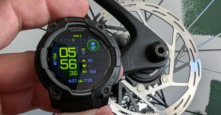 Optymalny zegarek turbo sportowy ze stajni Garmina? Test Garmin Instinct 3 z ekranem AMOLED