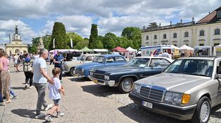 Białystok: Retro podróż przez historię. II rodzinny Retro Piknik PKS przyciągnął tłumy do Pałacu Branickich
