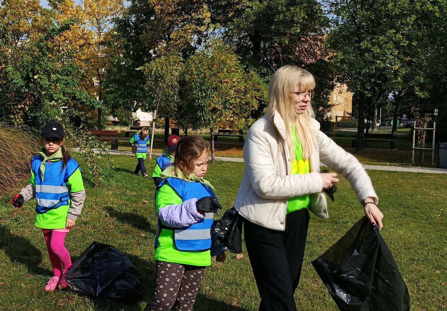 Prawie 1500 osób posprzątało Ostrowiec.