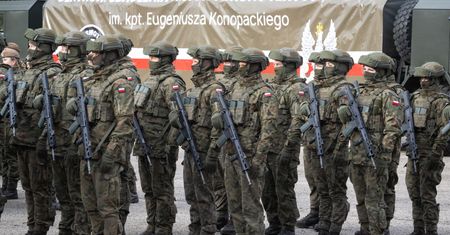 Polacy przeciwko nowemu podatkowi na obronność