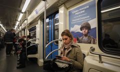 Nowa forma inwigilacji. Moskwa wprowadza kontrole telefonów w metrze