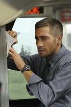 Jake Gyllenhaal na plakacie "Enemy"