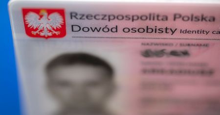 Oszuści chcą zarobić na wycieku. Nie wypełniaj takich formularzy