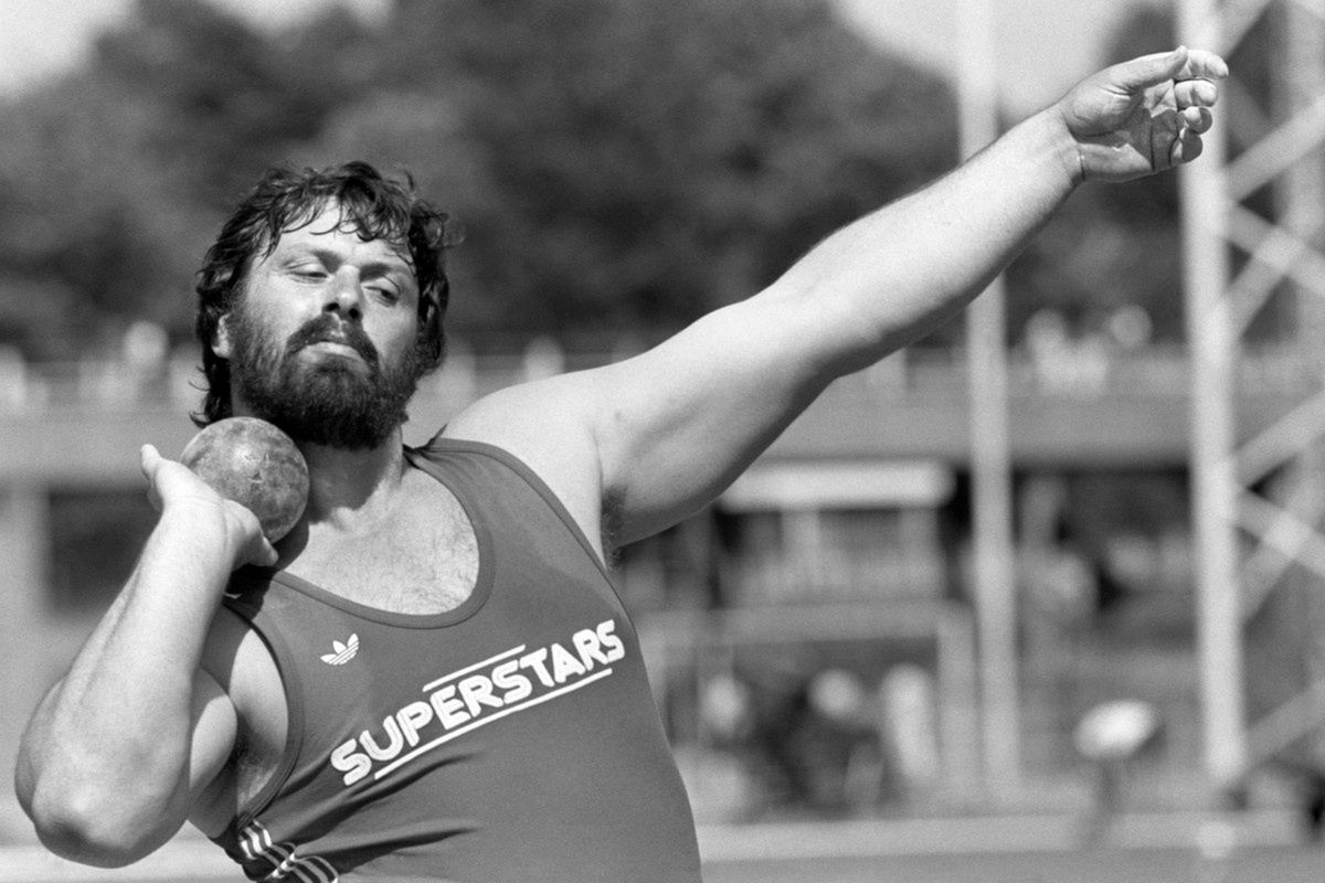 Nie żyje Geoff Capes. Był rekordzistą i ikoną sportów siłowych