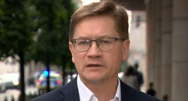 Atakował Tuska w TVP. Teraz pracuje w nowych „Wiadomościach”