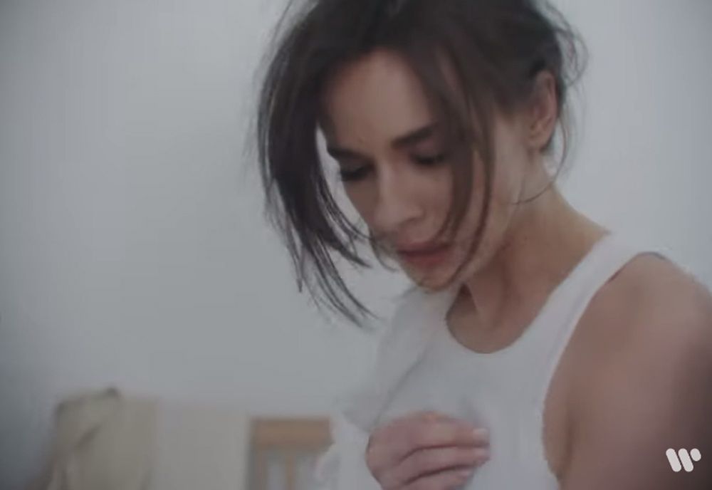 Natalia Szroeder w nowej piosence śpiewa o rozstaniu z Quebo?