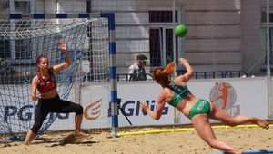 Beach Handball Płock. Holenderskie Westsite Amsterdam górą na płockim Rynku