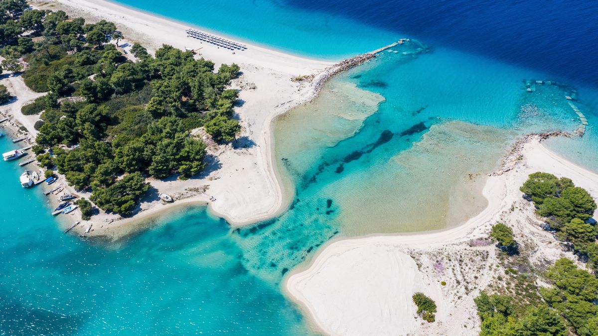 Port Glarokavos na Chalkidiki z lotu ptaka
