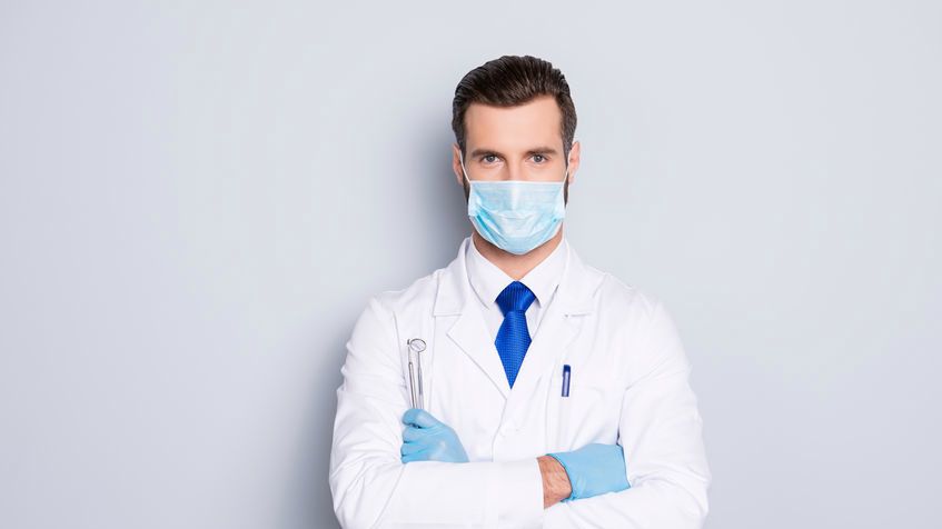 Przetoka zębowa jest niefizjologicznym stanem, do którego dochodzi w jamie ustnej. Objawia się ona mniej lub bardziej nasilonymi dolegliwościami bólowymi. 