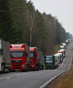 Gehenna kierowców. Trzy doby stania na granicy z Białorusią