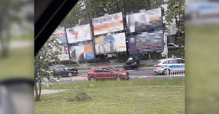 Zderzenie hondy i audi na ul. Zwycięskiej. Jedna osoba w szpitalu