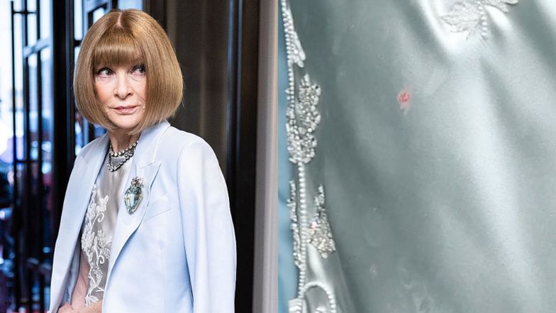 Anna Wintour zaliczyła wielkie faux pas na niebieskim dywanie
