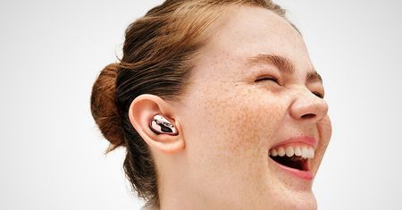Samsung Galaxy Buds Live oficjalnie. Fasolkowe słuchawki z aktywnym tłumieniem hałasu