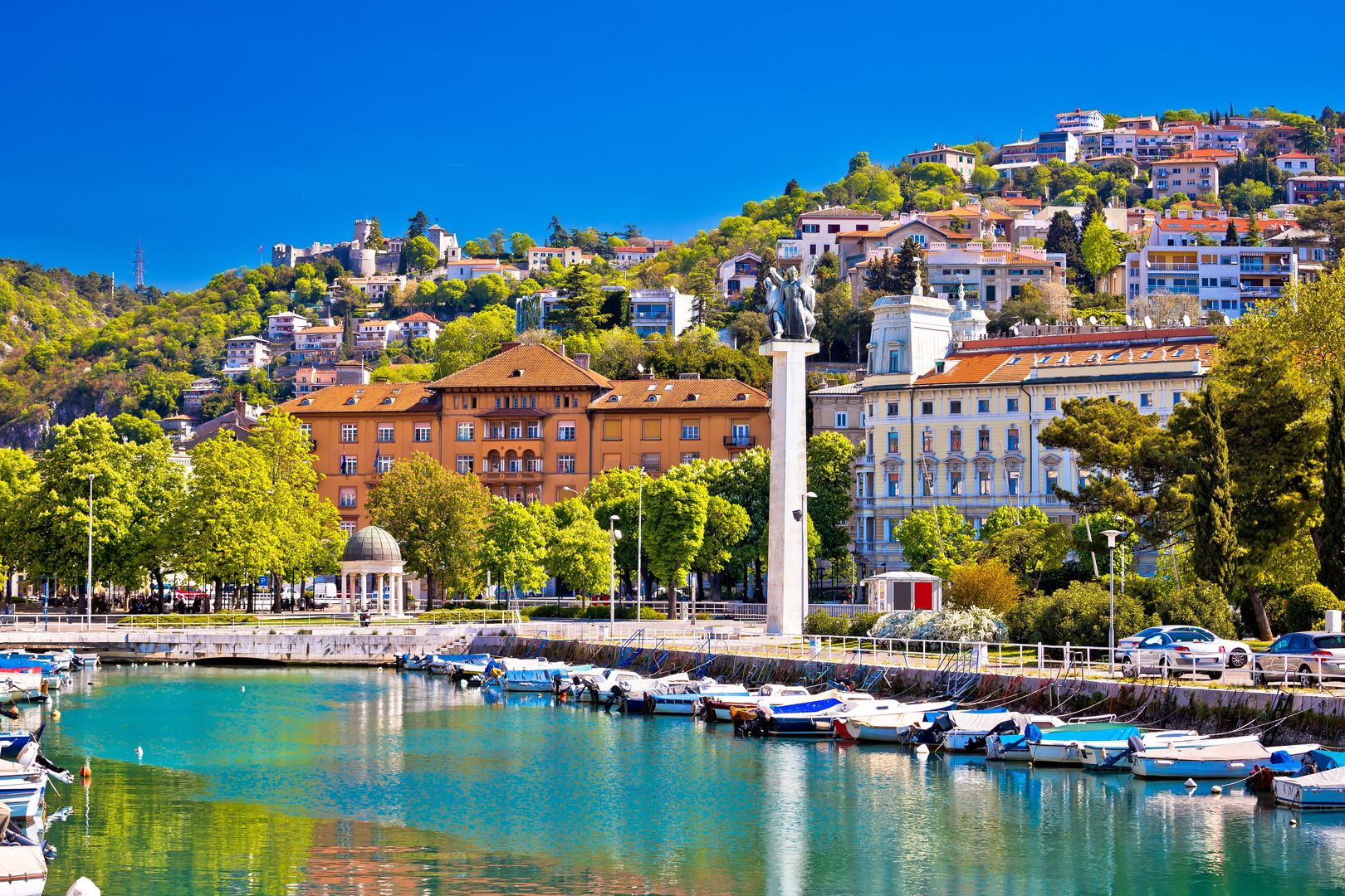 Rijeka, jak wiele chorwackich miast, zachwyca widokami