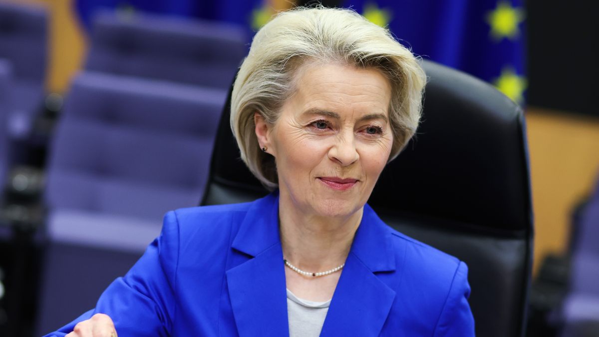 European Commission President Ursula von der Leyen at the start of the European weekly Commission college meeting in Brussels, Belgium, 05 March 2024. Commissioners will discuss the European Defence Industry Package, which is composed of a European Defence Industrial Strategy and a European Defence Industry Programme. EPA/OLIVIER HOSLET Dostawca: PAP/EPA.