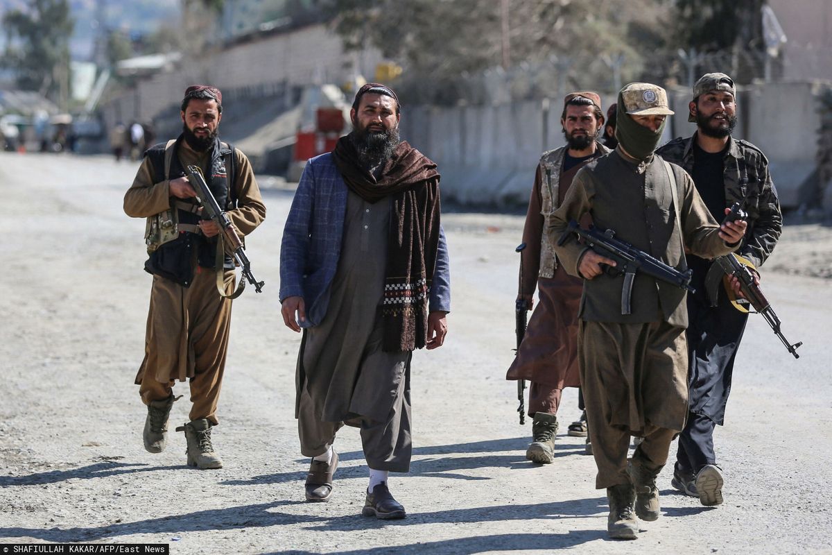 Talibowie na przejściu granicznym Torkham