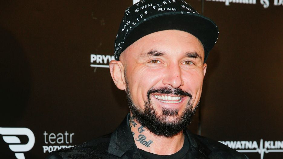 Patryk Vega pojawił się z żoną na premierze