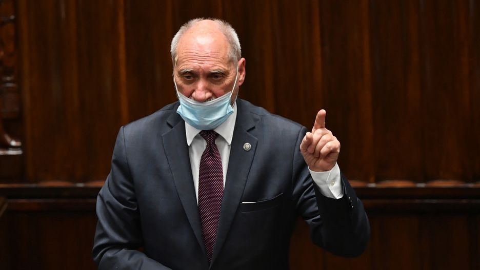Awantura w Sejmie. Antoni Macierewicz wkracza do akcji 