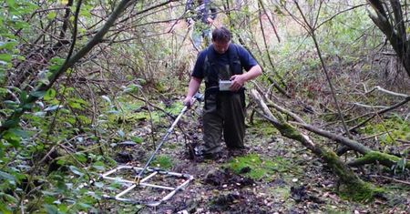 Poszukiwacze skarbów traktowani jak przestępcy. "Przejdą do podziemia, z pasji się nie rezygnuje"
