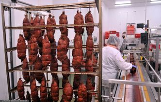 Dramat producentów mięsa. Jest coraz gorzej. Trwają rozmowy z Pekinem