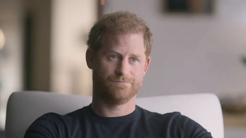 Książę Harry w serialu Netfliksa "Meghan & Harry"
