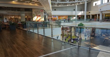 Nowe zasady w galeriach handlowych. Poznaliśmy szczegóły przywracania stref gastronomicznych