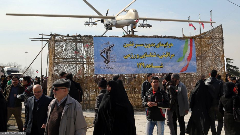 Irański dron Shahed-129 prezentowany w Teheranie
