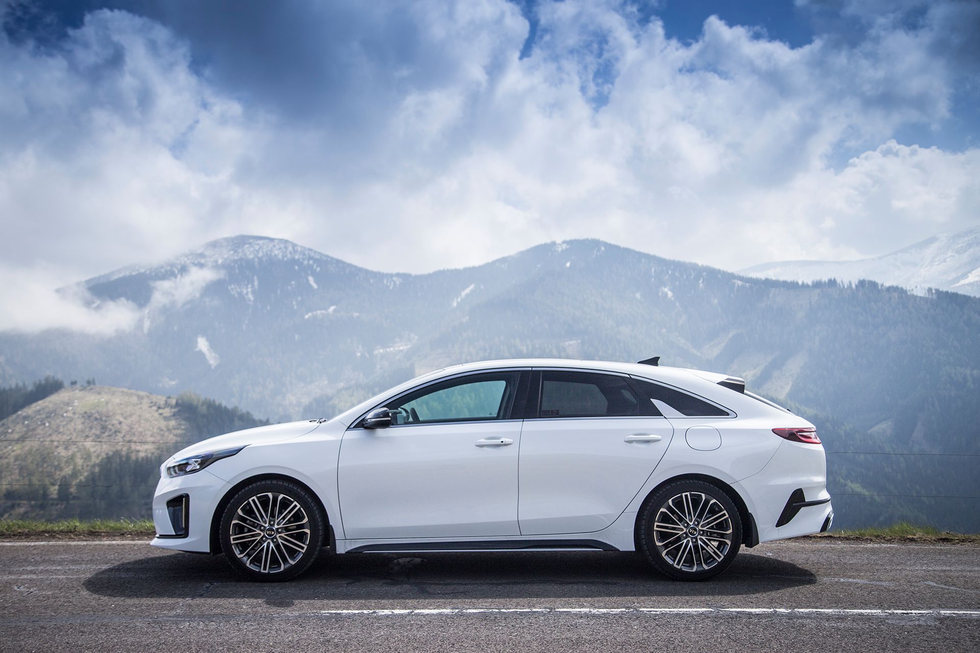 Kia Proceed 1.4 T-GDI (fot. Mateusz Żuchowski)
