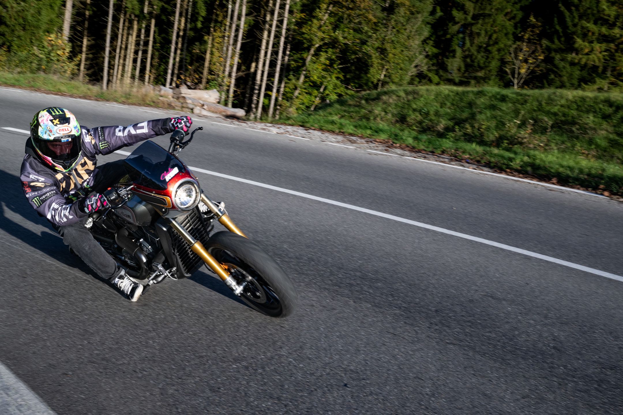 Customowy Indian Scout Rogue