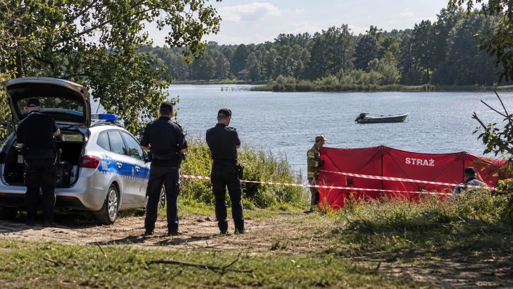 Tragiczne odkrycie na jeziorze Zaleskim. Wędkarz zauważył ciało w wodzie