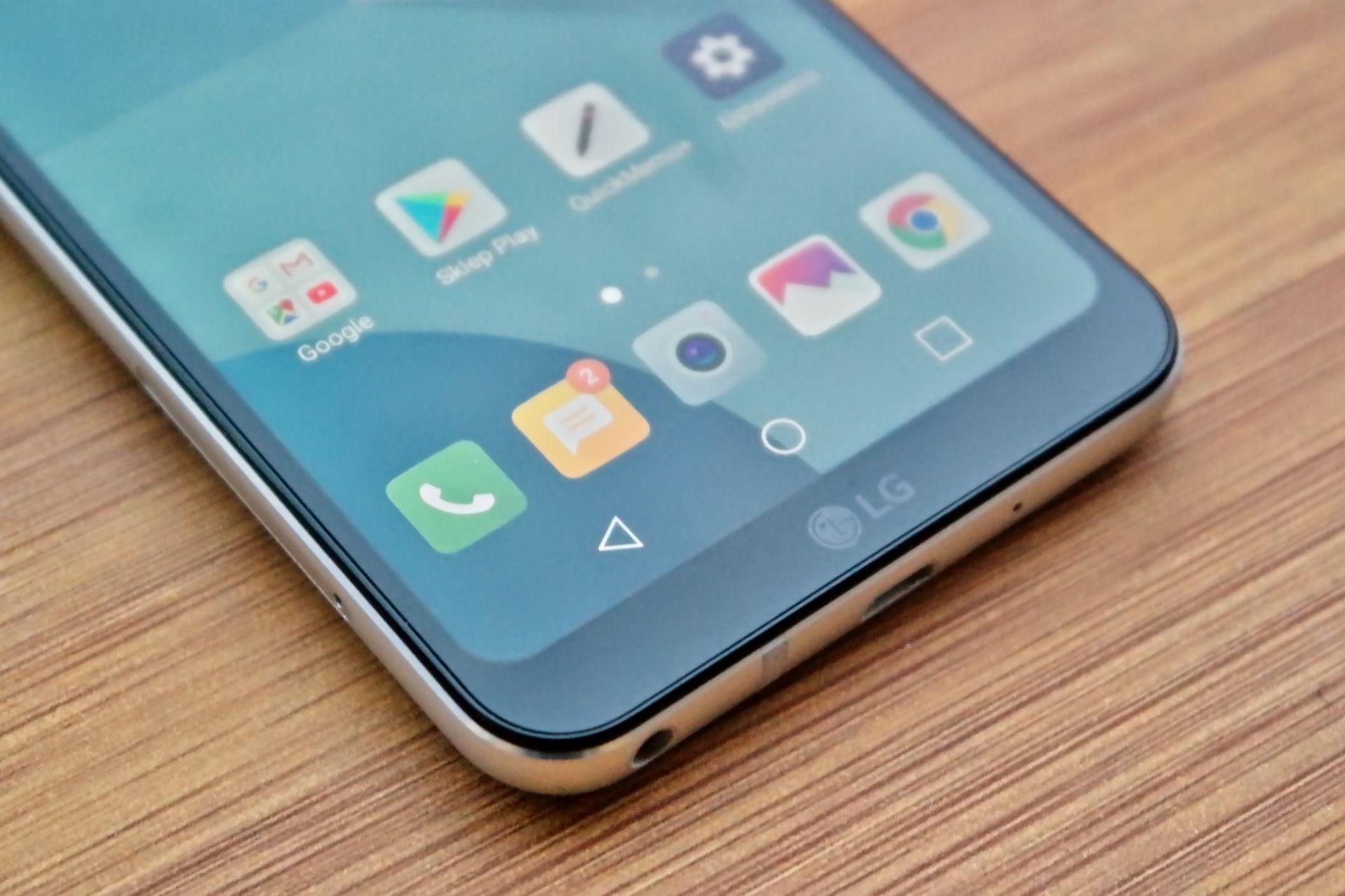 LG Q6 - czy warto go kupić po spadku ceny? [TEST] 58