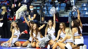 Mistrzostwa Europy siatkarzy: cheerleaderki  w trzecim  dniu turnieju w Tauron Arenie (galeria)