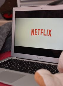 Premiery na Netflixie – nowości na styczeń 2021 [LISTA]