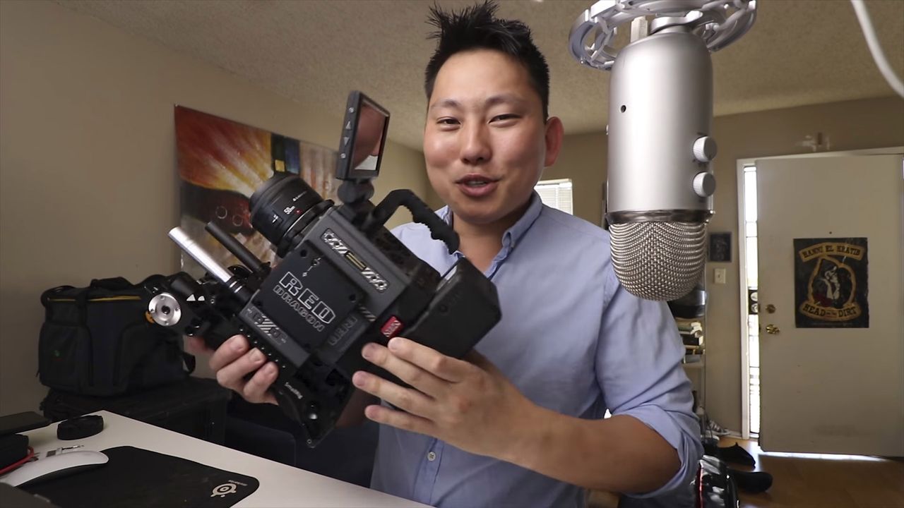 Jak sprawdził się tani obiektyw Yongnuo z profesjonalną kamerą Red Dragon 5K