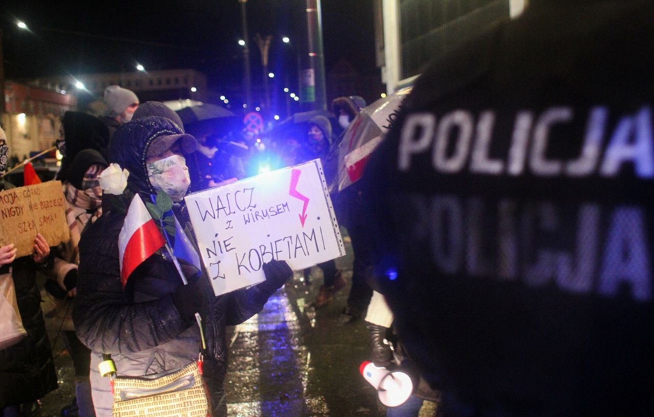 Strajk Kobiet i protest w Olsztynie. Sąd uchylił mandaty za udział w rzekomo nielegalnym zgromadzeniu