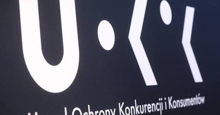 Miałeś taką sytuację? Orange, Play i Netia oddadzą klientom pieniądze