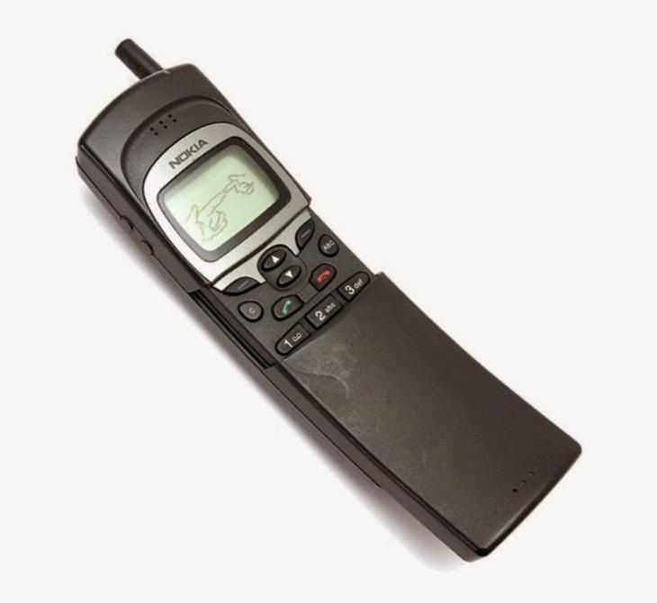 Nowa Nokia 8110 4G oficjalnie. Czy odświeżony "banan" z "Matriksa" powtórzy sukces nowej 3310? 7
