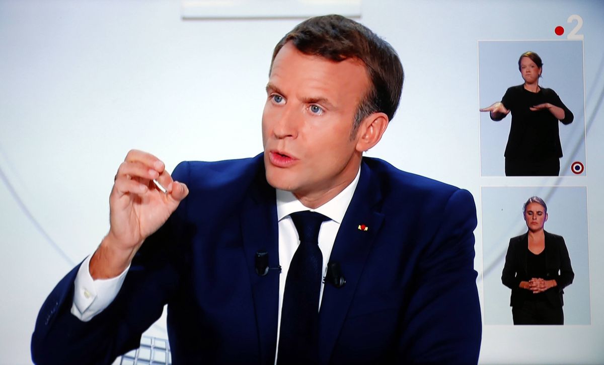 Francja. Emmanuel Macron zapowiedział wprowadzenie godziny policyjnej