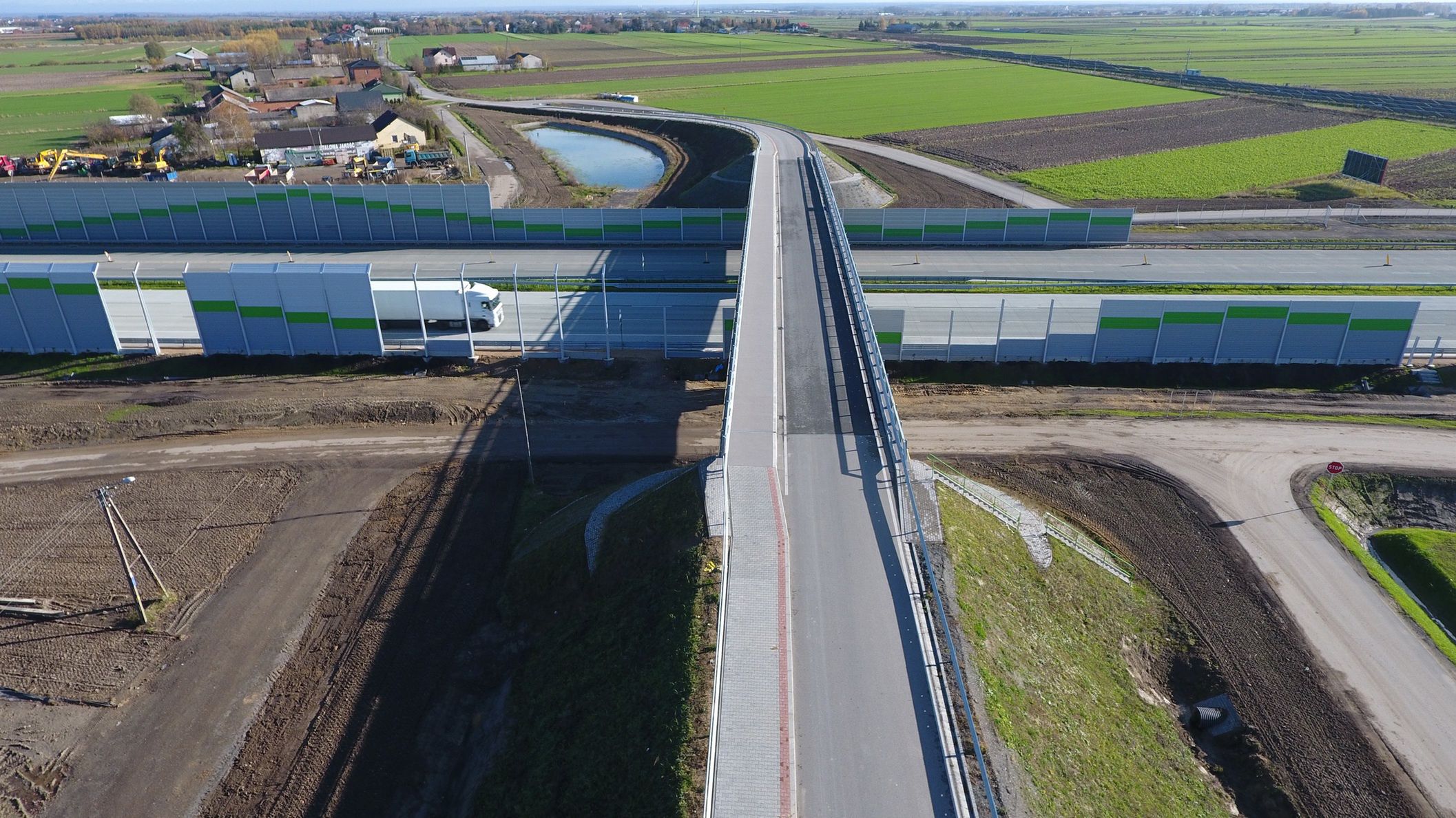 Autostrada A1 między Piotrkowem Trybunalskim a Kamieńskiem w listopadzie 2022 r.