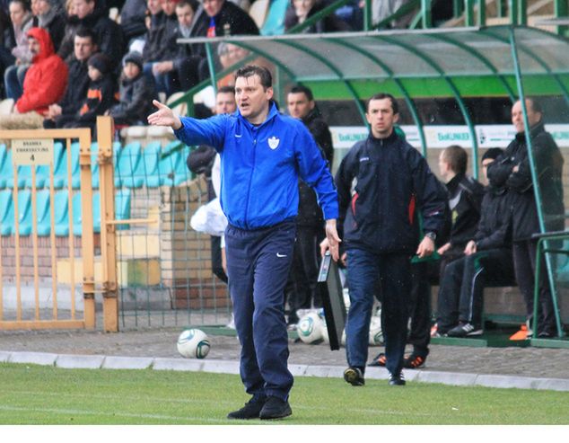 Po bardzo udanym sezonie drużynę pozostawiono w rękach dotychczasowego trenera