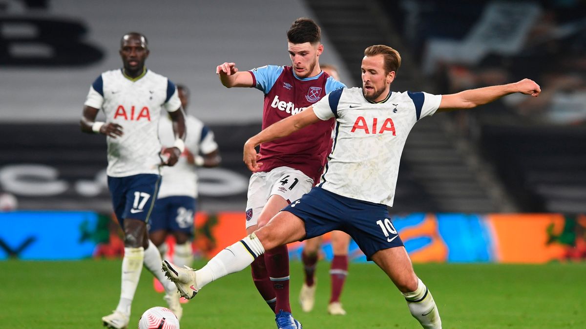 Declan Rice (w środku) oraz Harry Kane (z prawej)