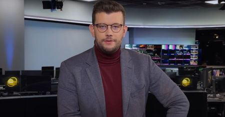Reporter TVN24 obsługiwał mikrofon TVP Info? Artur Molęda wyjaśnia