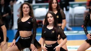 Występ Cheerleaders Bełchatów podczas meczu PGE Skra Bełchatów - BBTS Bielsko-Biała (galeria)
